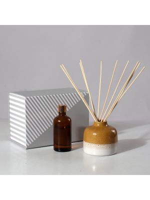 Wabi Sabi Reed Diffuser Set - Lilly of the Valley  