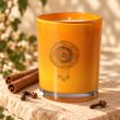Mahonie Cinamon & Clove Candle, closer view of its original materials and surface details.